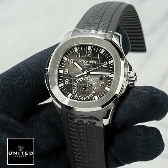 Patek Philippe Black Dial Steel Bezel Replica on the black glove hand