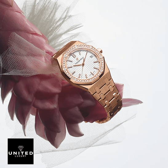 Audemars Piguet Royal Oak 67651BA.ZZ.1261BA.01 "Diamond Bezel" Collector’s Replica audemars piguet royal oak selfwinding yellow gold 67651BA.ZZ .1261BA.01 replica unitedluxurynet 1 Audemars Piguet Royal Oak Replica white background