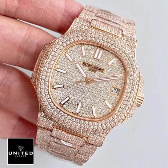 Patek Philippe Nautilus "Iced Out" 5719/10G Exceptional Replica 1:1 dwa Patek Philippe Nautilus 5719/10G-010 Gem-Set Bezel Replica