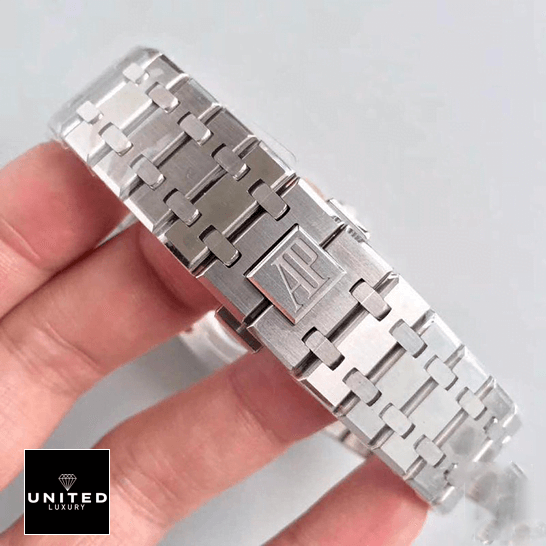 Audemars Piguet Royal Oak Perpetual Calendar 26574ST.OO.1220ST.01 "Blue Dial" High-End Clone Quality audemars piguet royal oak prepetual calendar 26574ST.OO .1220ST.01 replica bracelet unitedluxurynet 1 Audemars Piguet Prepetual Calendar Steel Bracelet Replica on the hand