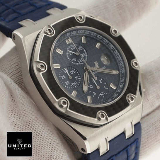 Audemars Piguet 26030PO.OO_.D021IN.01 Royal Oak Blue Dial Replica on the hand