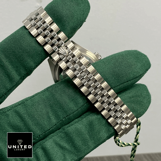 Rolex Lady-Datejust 279384 Mother of Pearl Diamond Top Grade Clone 1:1 Rolex Datejust 279384RBR Replica Stainless Steel Jubilee Bracelet on the Rolex logo