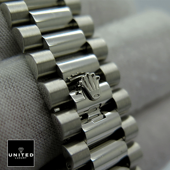 Rolex Day-Date 228396TBR "Ice Blue Baguette" Pro Clone 1:1 Rolex Day-Date 228396TBR001 Stainless Steel Oyster Bracelet on the Rolex logo