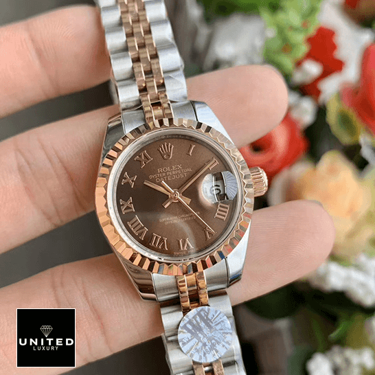 Rolex Datejust 278271 "Everose Gold" Supreme Copy 1:1 Rolex 276271 Datejust Roman Everose Gold Replica flowers background